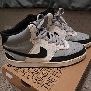 Nike Men's Black and Gray High-Top Sneakers